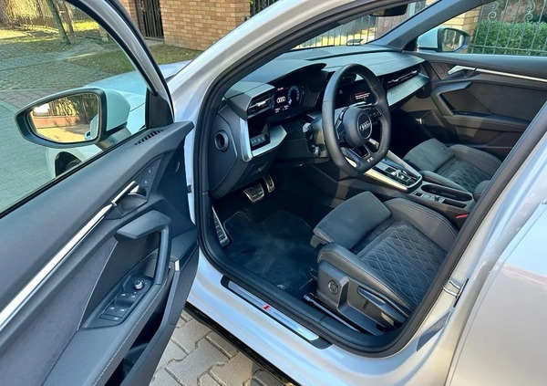 Audi S3 cena 222000 przebieg: 36000, rok produkcji 2022 z Toruń małe 562